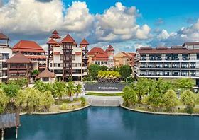 فندق DoubleTree by Hilton Putrajaya Lakeside