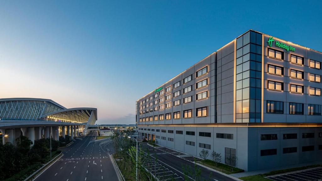 Holiday Inn Shanghai Pudong Airport