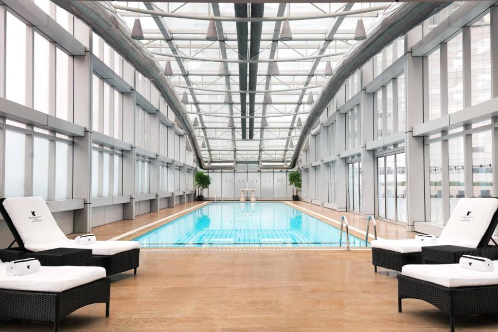 JW Marriott Hotel Shanghai at Tomorrow Square