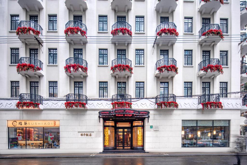 The Langham Yangtze Boutique Hotel