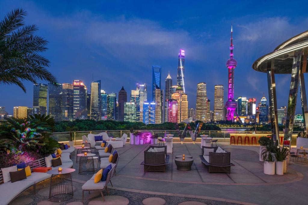W Shanghai – The Bund