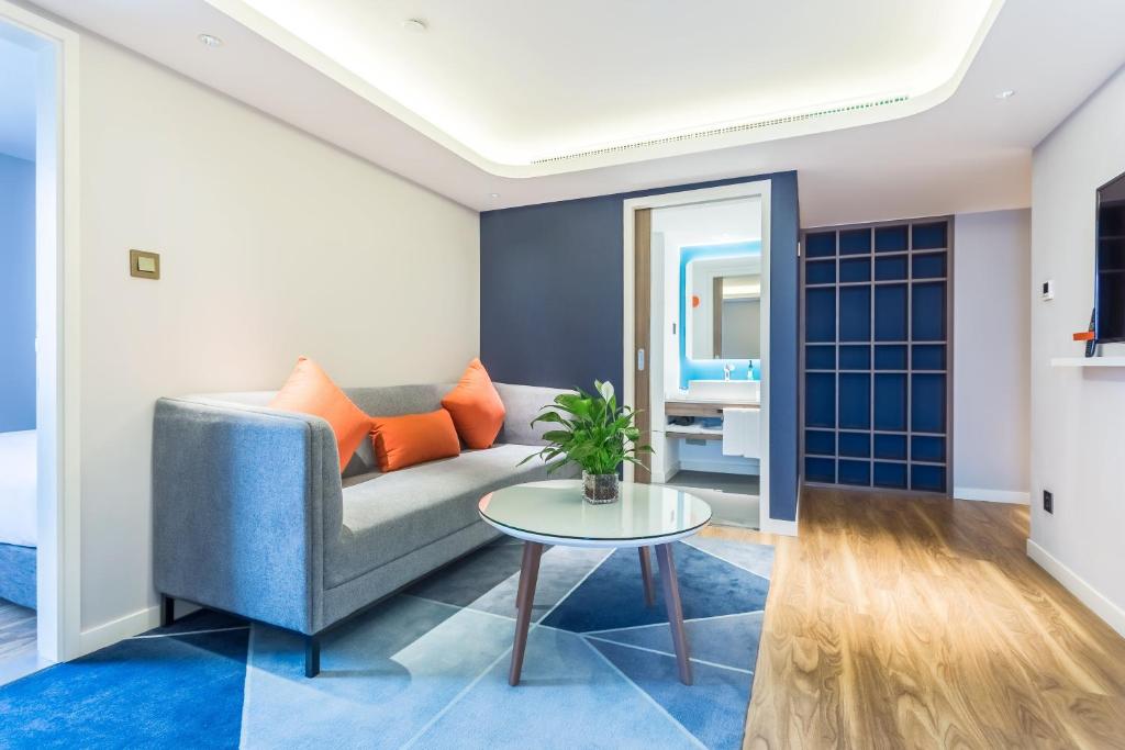 Holiday%20Inn%20Express%20Xi'an%20Ancient%20Town%20West%20by%20IHG7.jpg