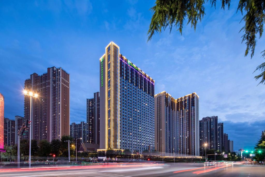 Holiday%20Inn%20Express%20Xi'an%20High%20Tech%20South%20by%20IHG2.jpg