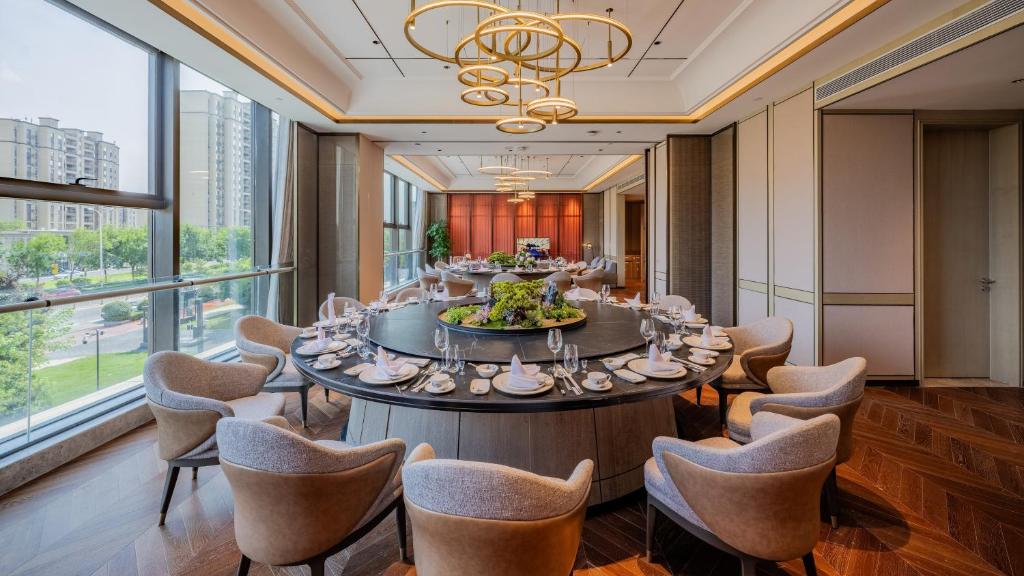 Holiday%20Inn%20Xi'an%20East%20by%20IHG19.jpg