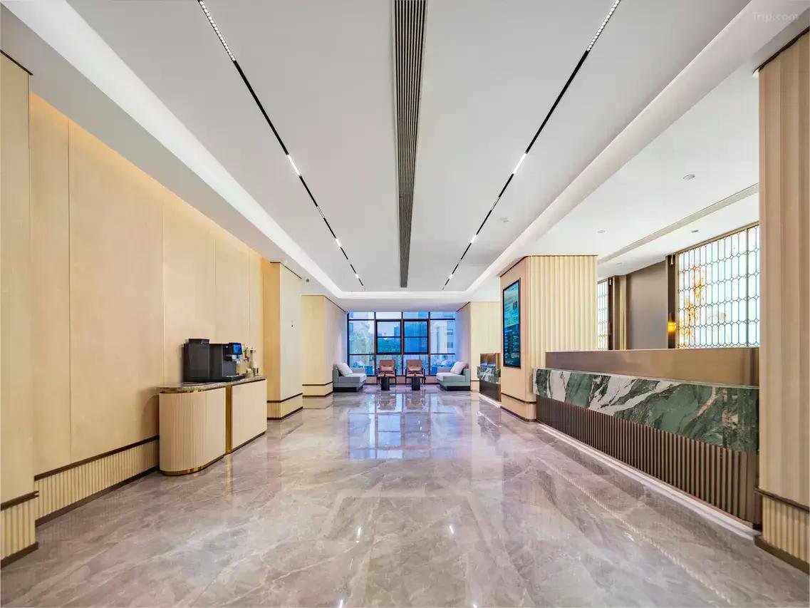 StarWay%20Hotel%20-%20Xi'an%20Bell%20Tower%20Muslim%20Street13.jpg