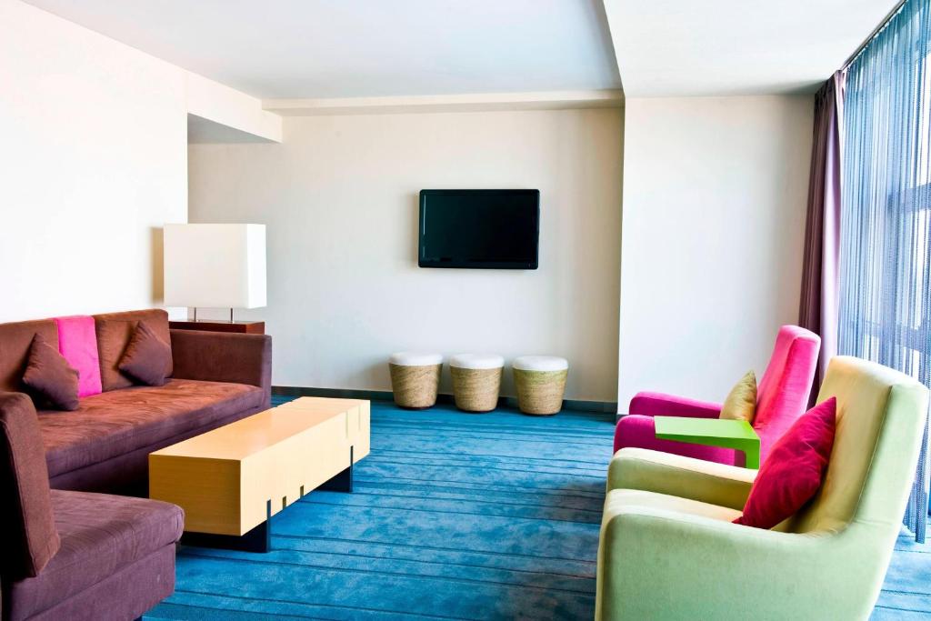 Aloft%20by%20Marriott%20Beijing%20Haidian4.jpg