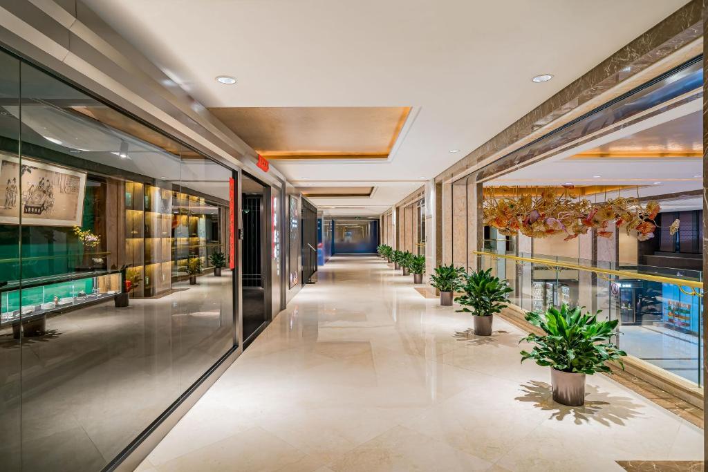 The%20Imperial%20Mansion,%20Beijing12.jpg