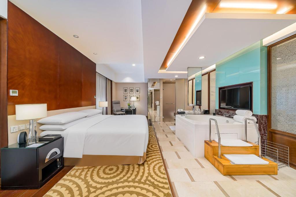 The%20Imperial%20Mansion,%20Beijing2.jpg
