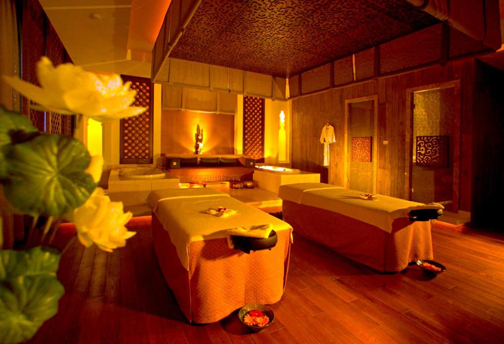 Regent%20Beijing13.jpg