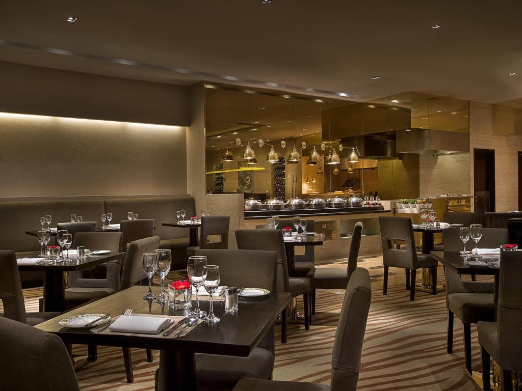Celebrity%20International%20Grand%20Hotel4.jpg