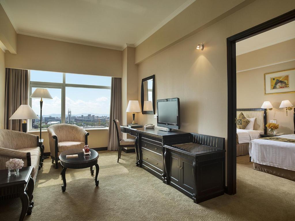 Celebrity%20International%20Grand%20Hotel7.jpg