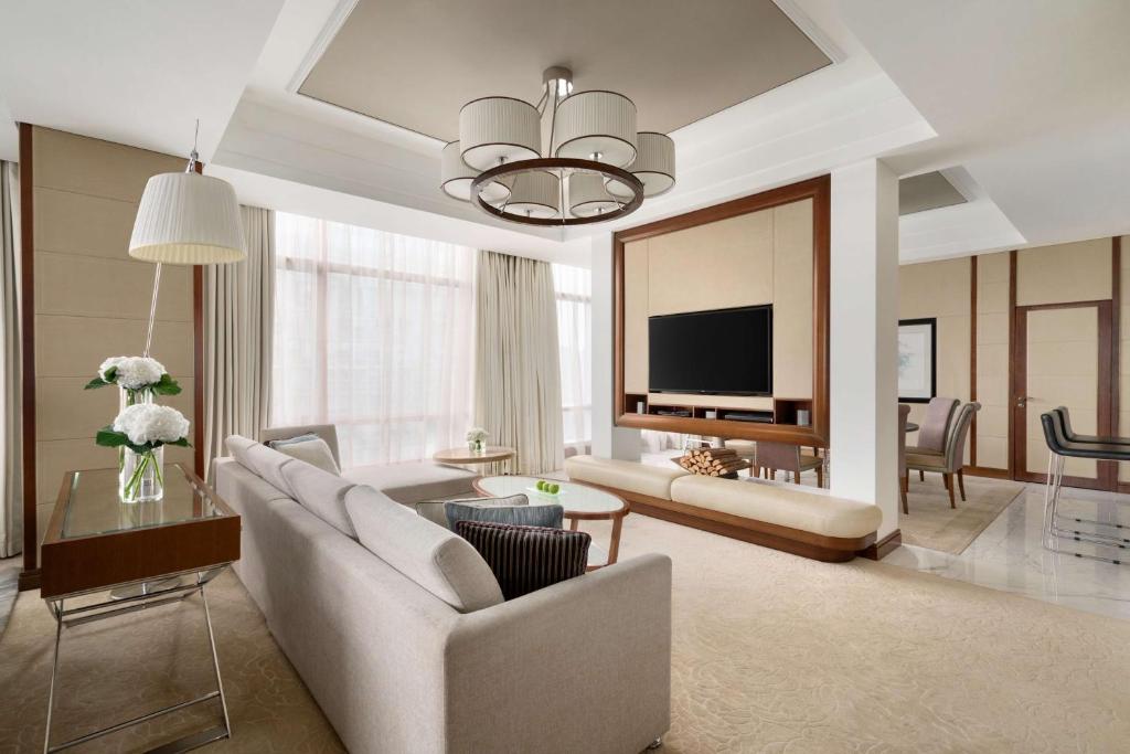 Kerry%20Hotel,%20Beijing%20by%20Shangri-La20.jpg