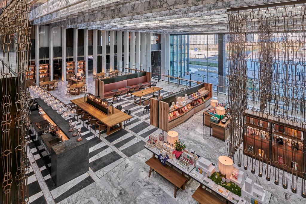 Mumian%20Beijing%20Daxing%20International%20Airport,%20part%20of%20Hyatt3.jpg