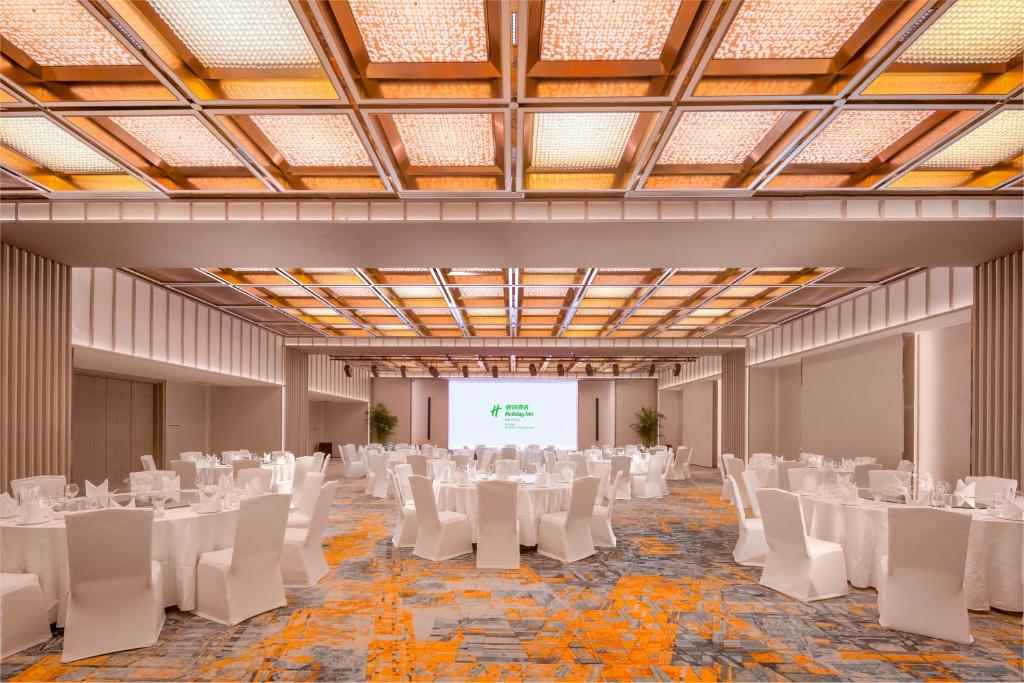 Holiday%20Inn%20Beijing%20Focus%20Square%20by%20IHG18.jpg