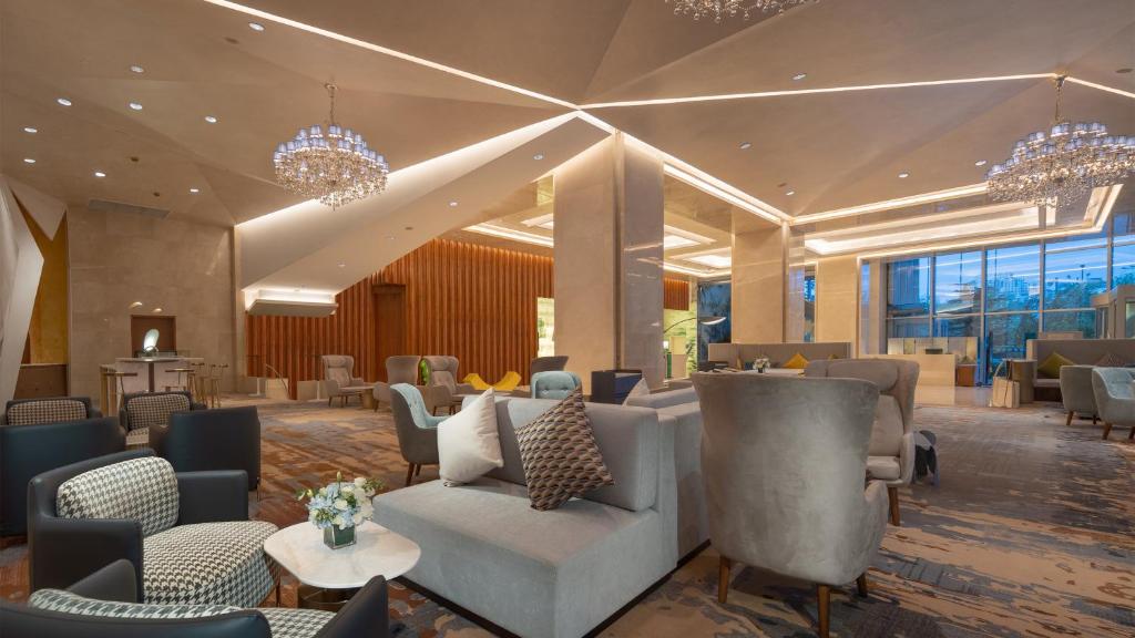 Holiday%20Inn%20Beijing%20Focus%20Square%20by%20IHG5.jpg