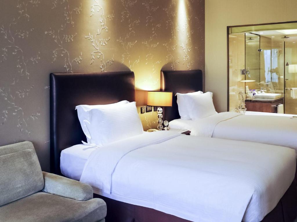 Executive%20%20Room4.jpg