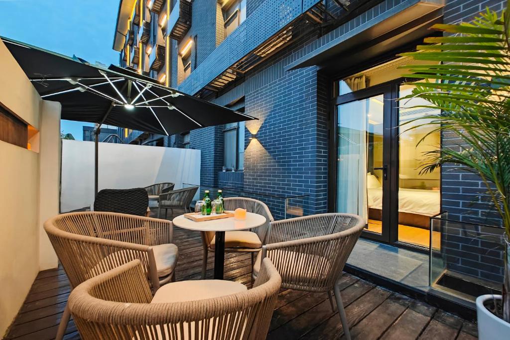 Jingli%20Hotel%20Beijing%20Heshenghui%20Dajiaoting%20Subway%20Station%20Branch4.jpg