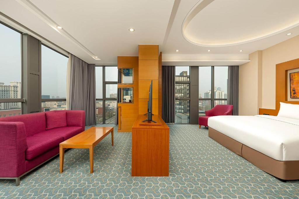 Holiday%20Inn%20Express%20Beijing%20Wangjing%20Center%20by%20IHG11.jpg