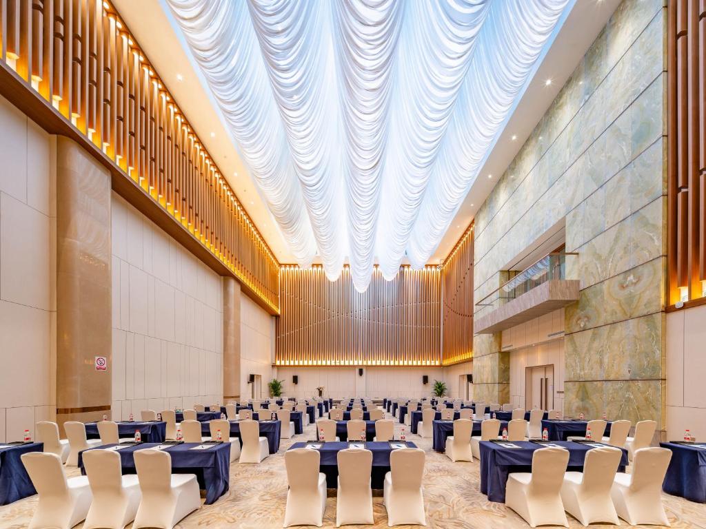 Holiday%20Inn%20Express%20Beijing%20Conference%20Center%20by%20IHG10.jpg