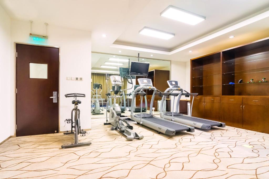 Holiday%20Inn%20Temple%20Of%20Heaven%20Beijing%20by%20IHG14.jpg