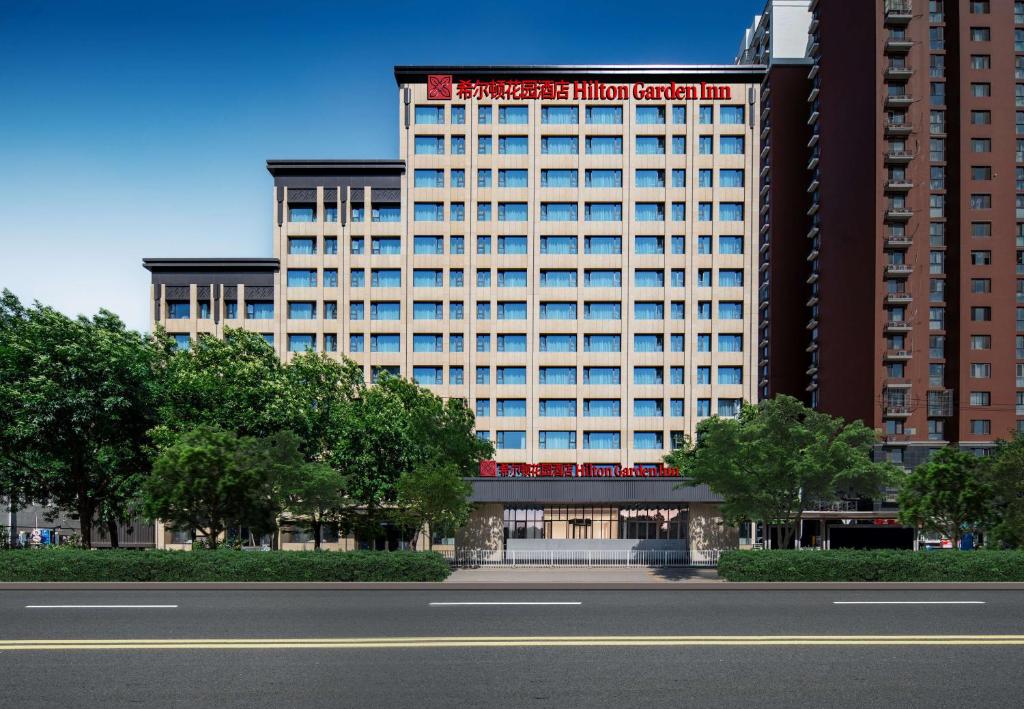 Hilton%20Garden%20Inn%20Beijing%20West%20Railway%20Station.jpg