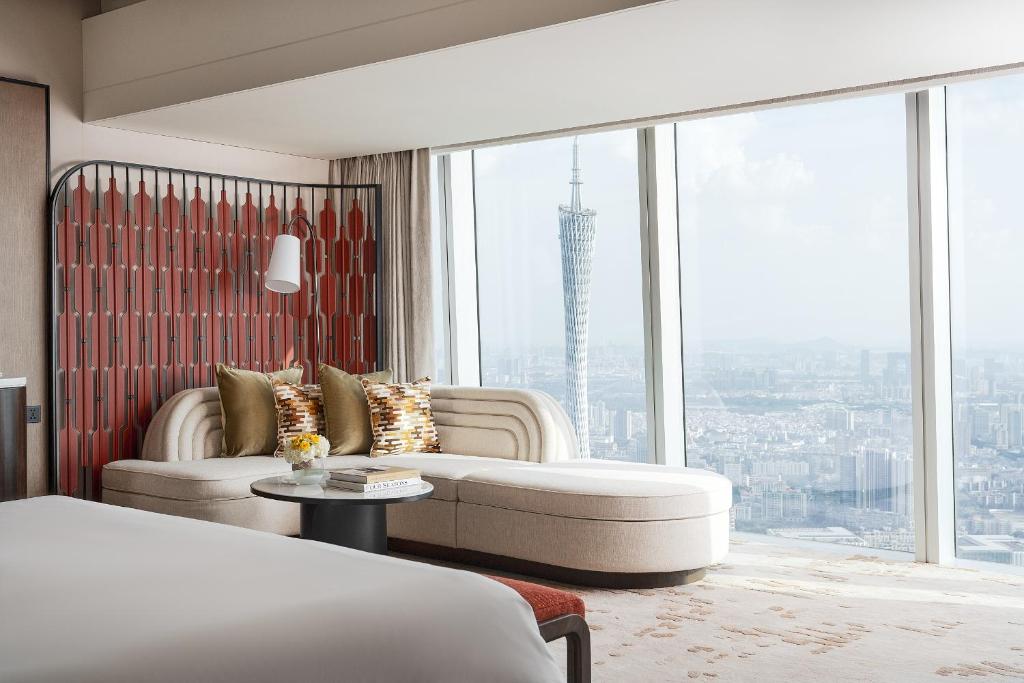 Four%20Seasons%20Hotel%20Guangzhou2.jpg