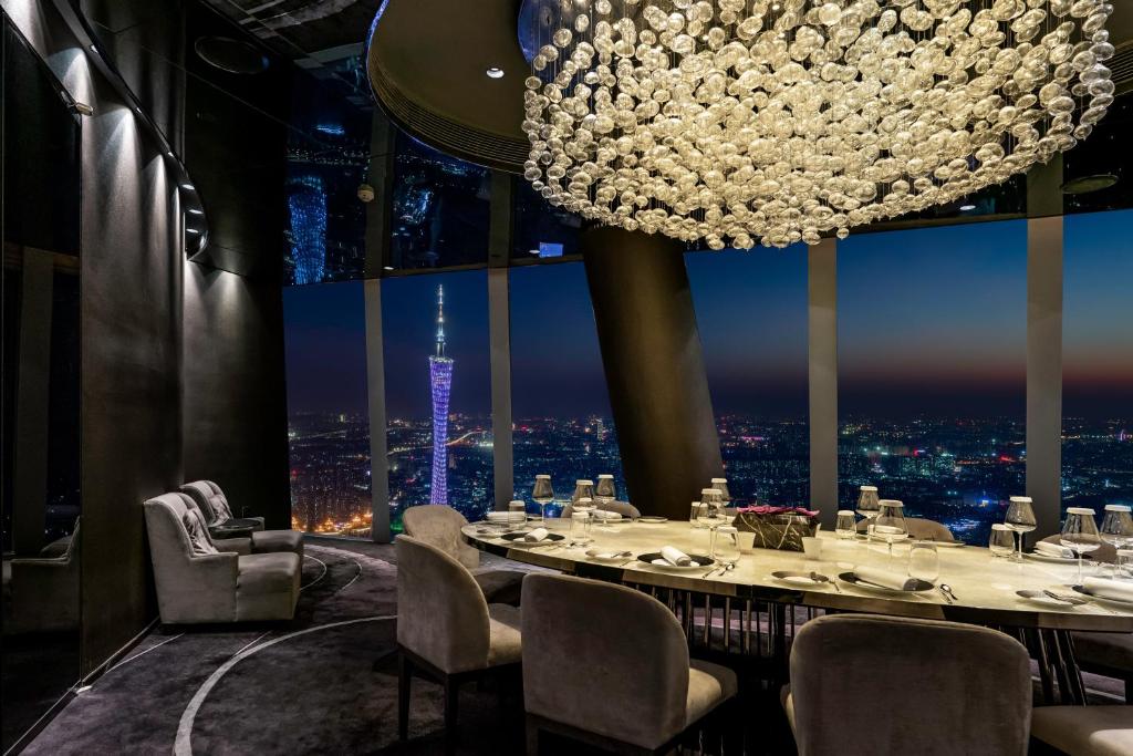 Four%20Seasons%20Hotel%20Guangzhou4.jpg