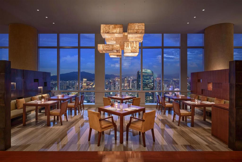 Park%20Hyatt%20Guangzhou5.jpg