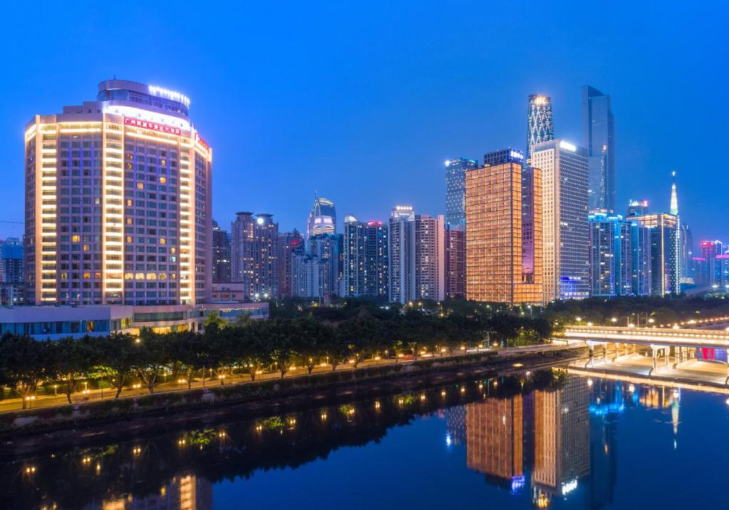 Ramada%20by%20Wyndham%20Pearl%20Guangzhou.jpg