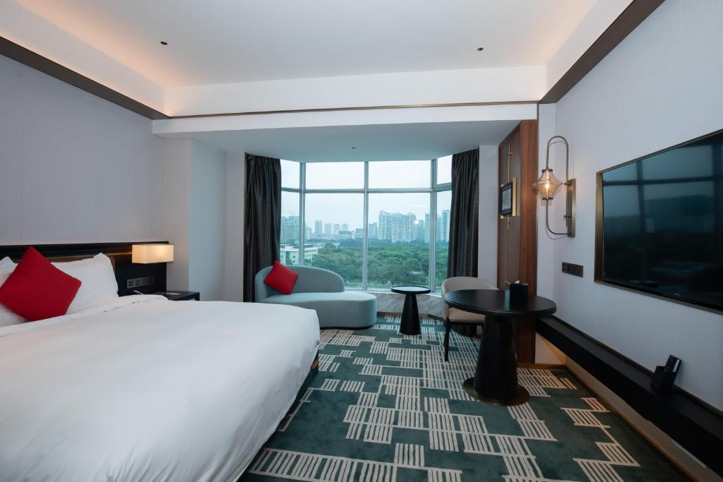 Ramada%20by%20Wyndham%20Pearl%20Guangzhou4.jpg