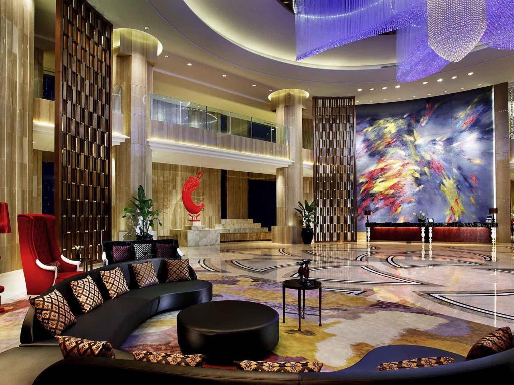 Sofitel%20Guangzhou%20Sunrich1.jpg