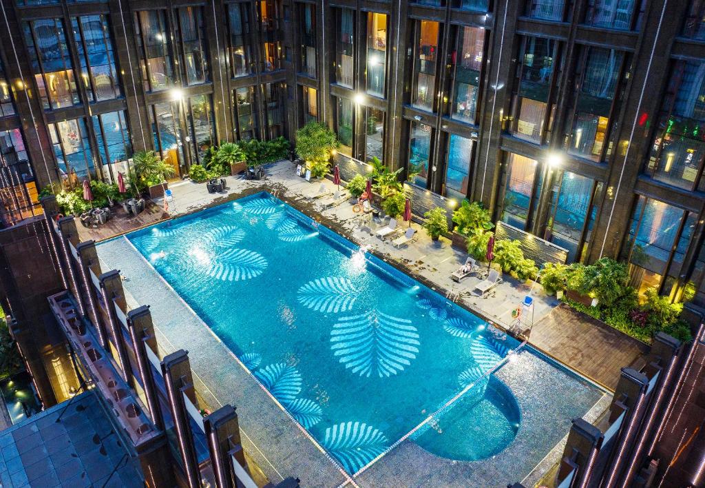 Vaperse%20Hotel%20Guangzhou%20Zhujiang%20New%20Town1.jpg