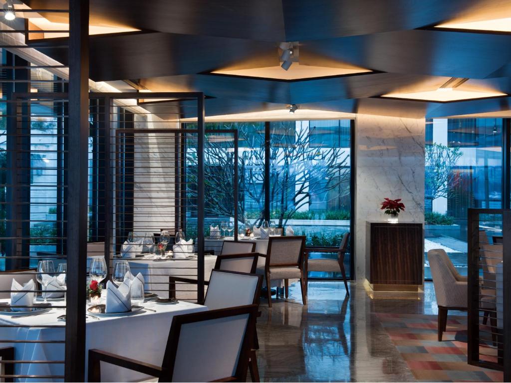 White%20Swan%20Hotel8.jpg