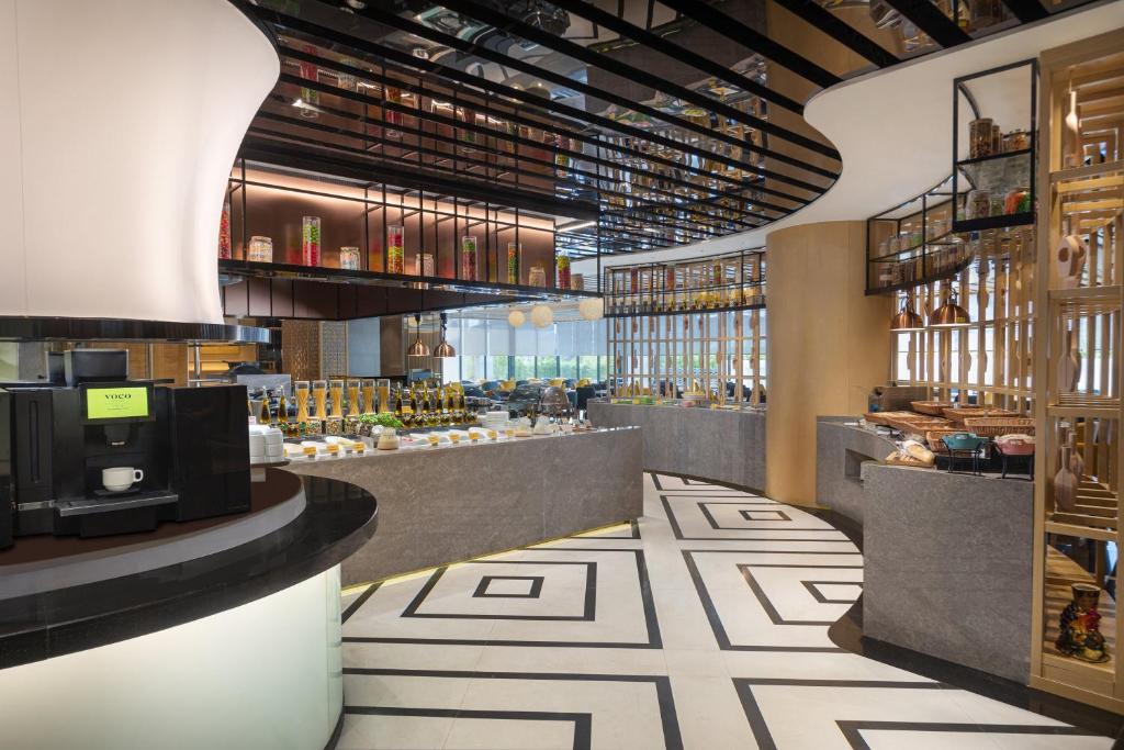 voco%20Guangzhou%20Shifu%20by%20IHG6.jpg