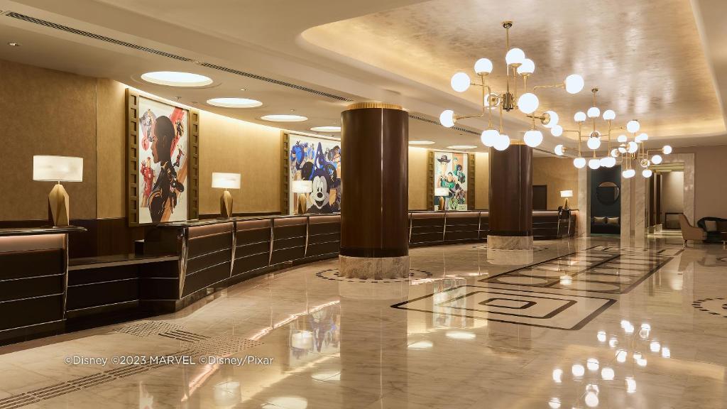 Disney's%20Hollywood%20Hotel6.jpg