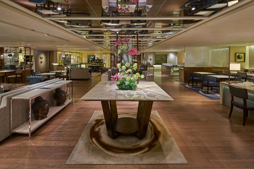 Holiday%20Inn%20Golden%20Mile%20by%20IHG13.jpg