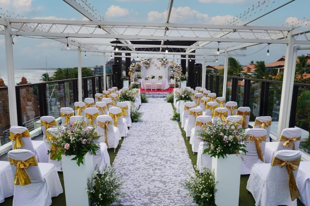 Truntum%20Kuta%20Bali19.jpg