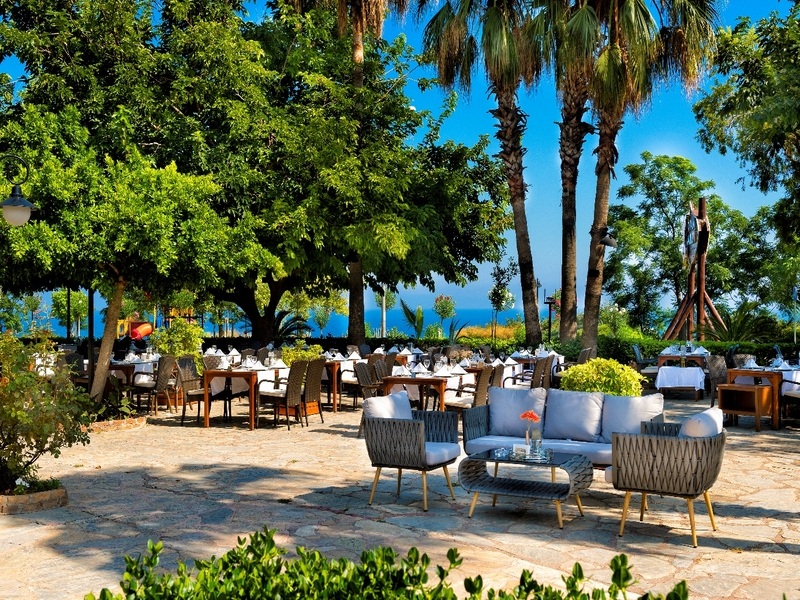 مطعم أنطاليا بالِك إيفي Antalya Balık Evi