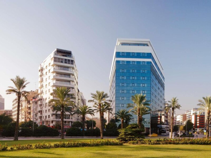 فندق موفنبيك إزمير Mövenpick Hotel Izmir