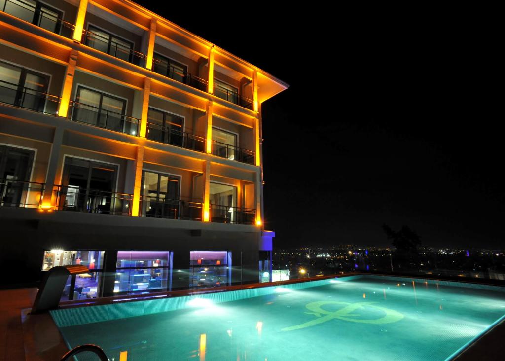 Hotel%20%C3%87elik%20Palas%20Convention%20Center%20&%20Thermal%20SPA11.jpg