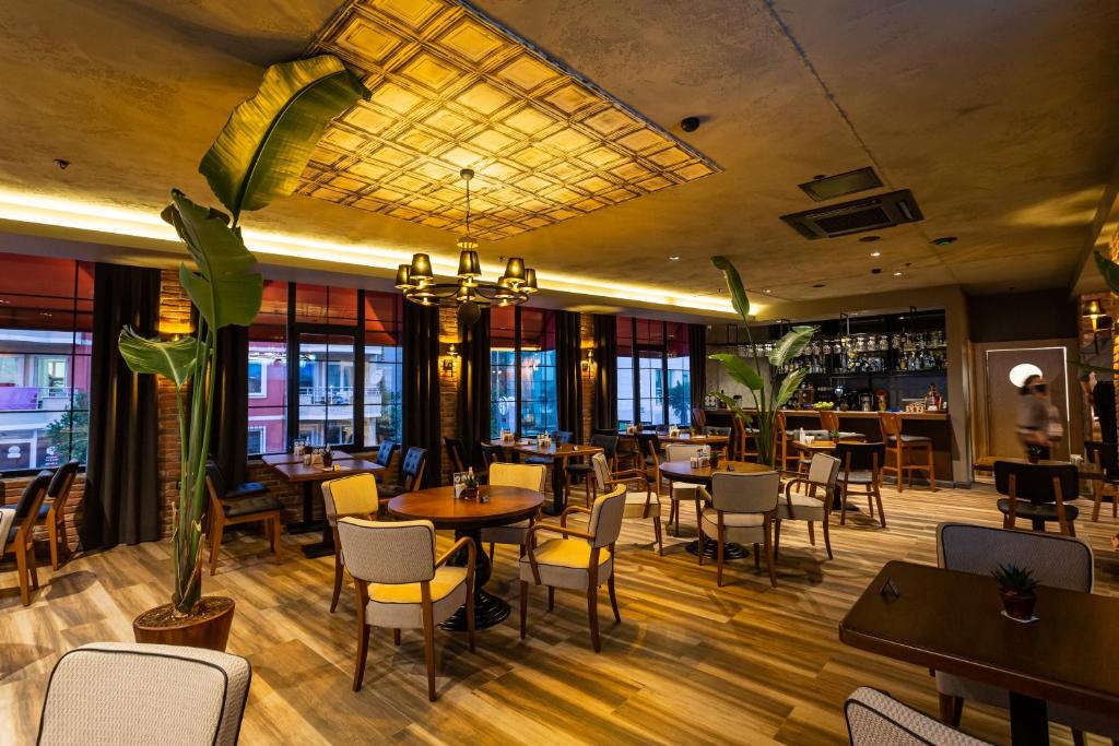 Levor%20Hotel3.jpg