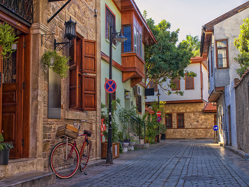 المدينة القديمة كاليتشي Kaleiçi Old Town