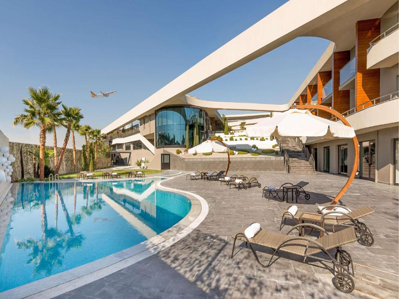 فندق دوبل تري باي هيلتون إزمير إيربورت DoubleTree by Hilton İzmir Airport