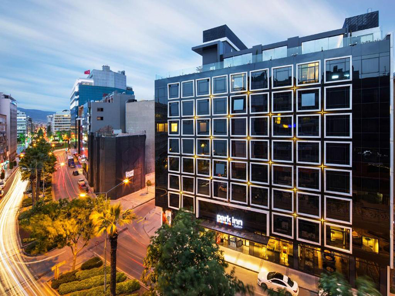 فندق بارك إن باي راديسون إزمير Park Inn by Radisson Izmir hotel