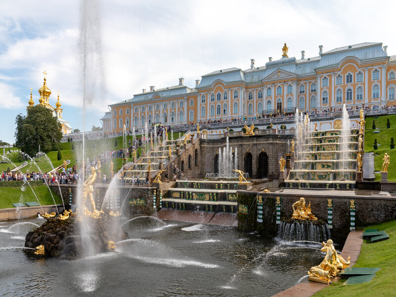 Peterhof%20Palace.jpg