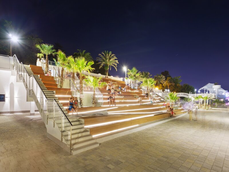 حديقة ريفيرا Riviera Park