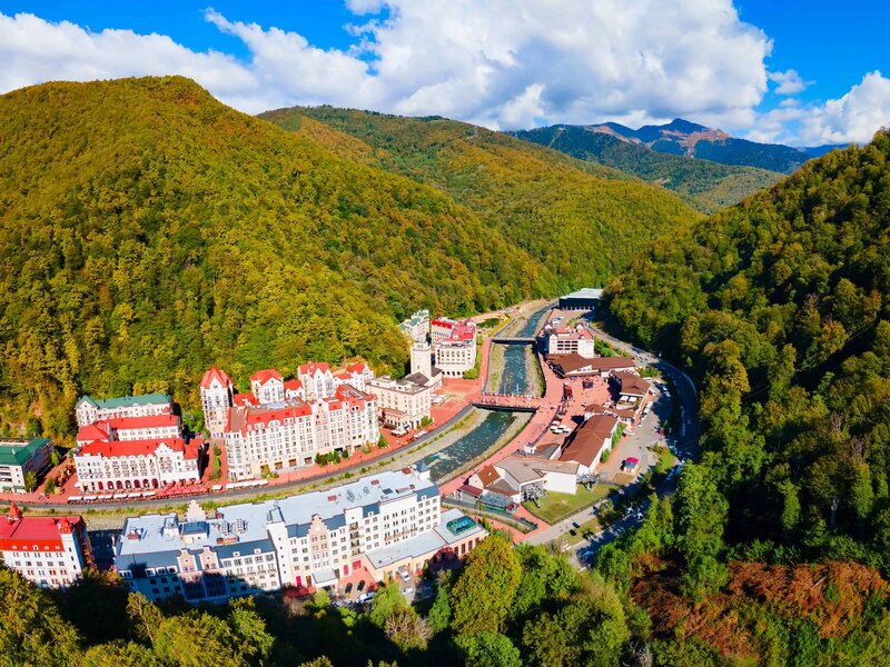 كراسنايا بوليانا Krasnaya Polyana