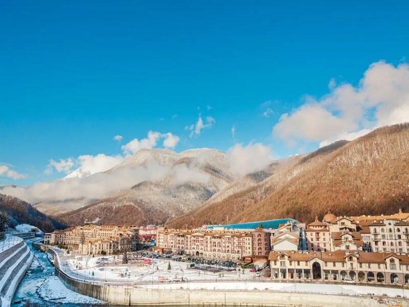 كراسنايا بوليانا Krasnaya Polyana