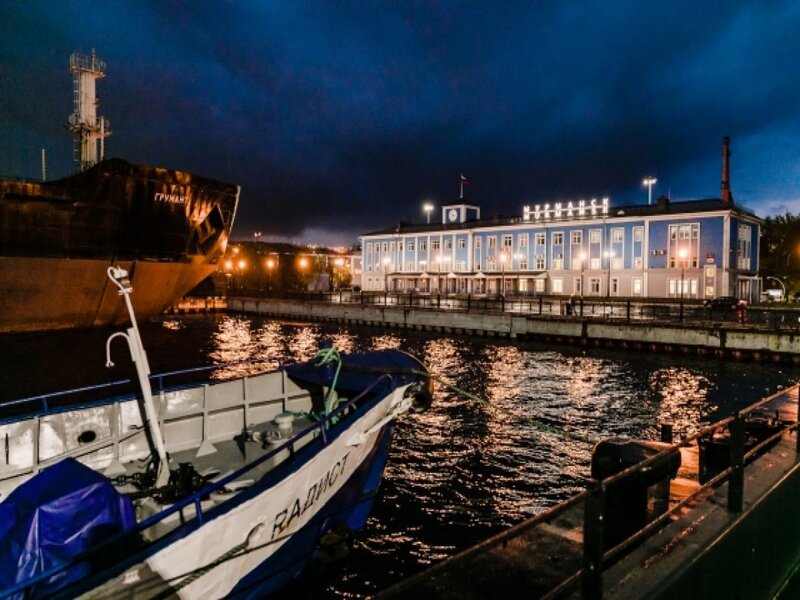 المحطة البحرية في مورمانسك Marine Station Murmansk