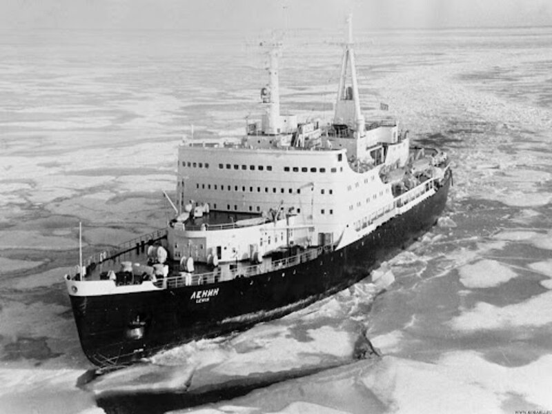 سفينة كاسحة الجليد النووية لينين Lenin Icebreaker